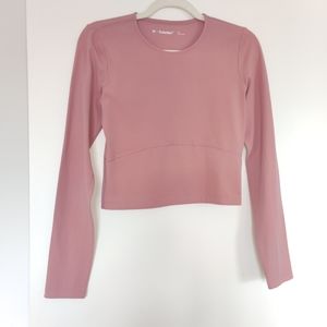 Aritzia TnaBUTTER™ Bound Longsleeve - cropped M, Dusty pink